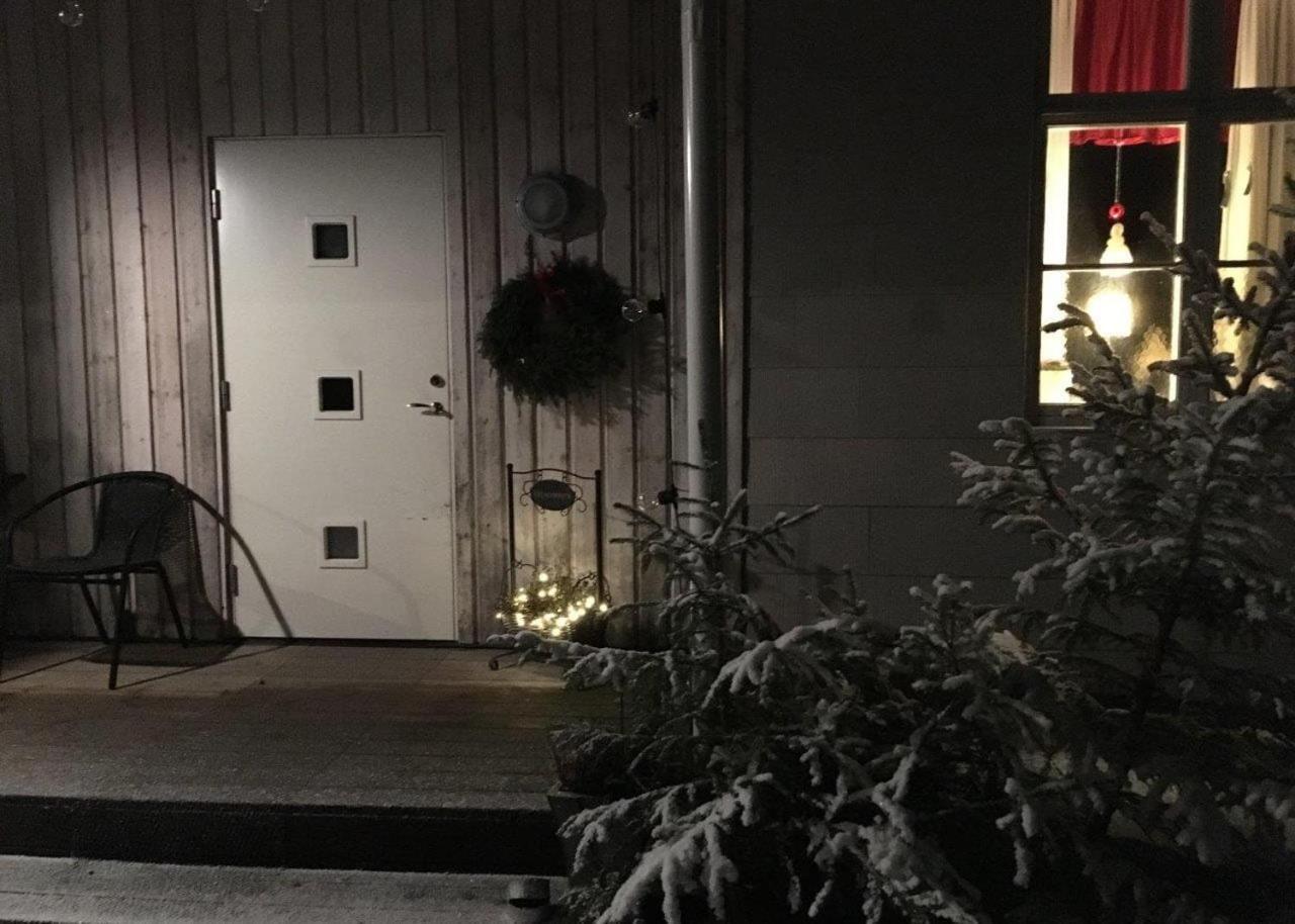 Stor Laegenhet I Elofstorps Missionshus Kristinehamn Exterior foto